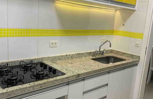 Pitangueiras Apartment | Guarujá 102B
