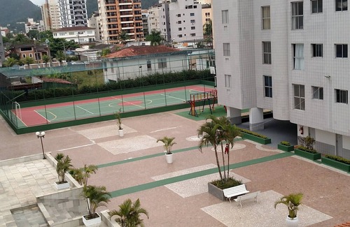 Jardim Centenario Apartment | Guarujá Apartment - Enseada Beach