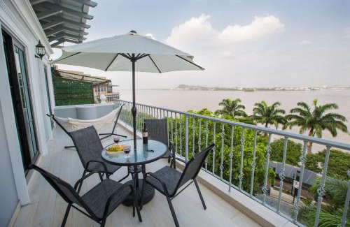 Las Penas Apartment | Guayaquil, Apartamentos en Barrio Las Peñas, LA ROSA DEL RIO Exclusividad, Hermosa Vista, Descanso y Turismo