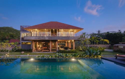 Kuta Villa | Gudea Living Villa Surfer Dream Retreat Areguling Beach