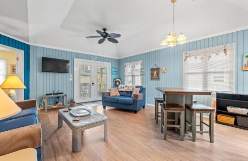 Myrtle Beach House | Guest Cottage 22G