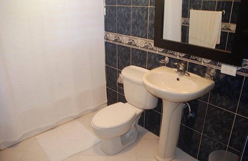 Los Cerros Apartment | Guest-friendly room, pool/WiFi/cable TV/parking