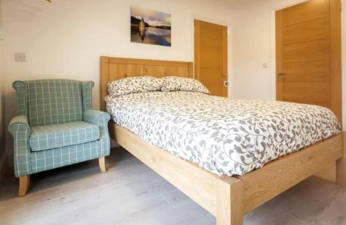 Merthyr Tydfil Apartment | Guest home 10 Bed bunkhouse