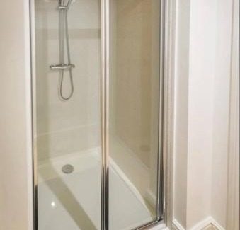 Merthyr Tydfil Apartment | Guest home 10 Bed bunkhouse