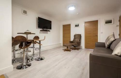 Merthyr Tydfil Apartment | Guest home 10 Bed bunkhouse