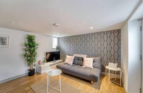 Leominster House | Guest Homes - Bridge Street Dwelling
