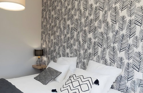 Chozeau House | Guest House 'Graphique' with Mountain View, Wi-Fi and Air Conditioning