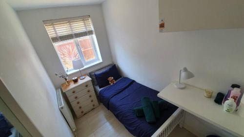 Tower Hamlets House | Guest house in Stepney-Limehouse