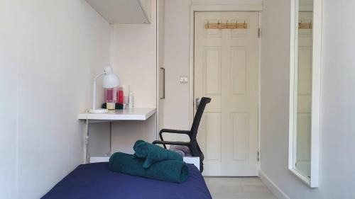Tower Hamlets House | Guest house in Stepney-Limehouse