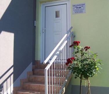 Velika Gorica House | Guest House Ivac Inn Zagreb Airport