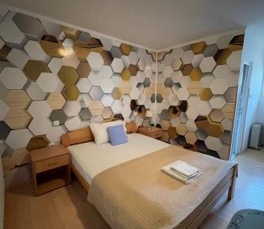 Zrenjanin House | Guest House Luxotel