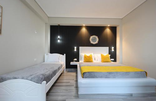 Mbrostar-Urë House | Guest House Narta