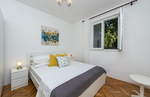 Mokosica Apartment | Guest House Riverside