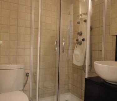 Sveti Stefan House | Guest House Sea Breeze