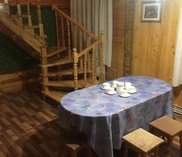 Yaremche Cabin | Guest House U Myrona