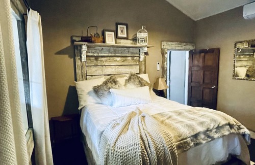 Santa Barbara County Cottage | Guest House