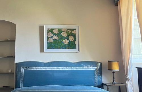 Pugliola House | Guest House 'Villa Picedi' with Sea View