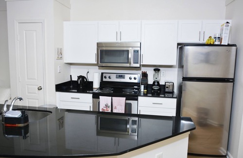 Eisenhower East Apartment | Guest Room at OasisNearWashingtonDC. 2Queens 1SofaQueenBed FreeParking