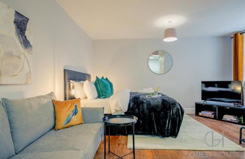 Evesham Apartment | Guest Stays - Bridge Street Studio 1