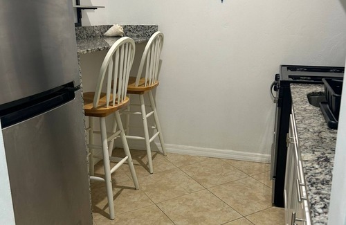 Patricks Island Apartment | Guest suite in a quiet, cozy neighbourhood in Cayman 1 min drive to the beach!