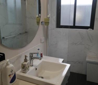 Brentwood House | Guest Suite, Private Entrance, Bathroom, Garden, No Overlap with Host