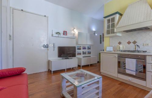 Savena Apartment | GuestHost - Bright Flat Sant Orsola & Villa Laura