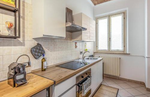 Old Town Apartment | GuestHost - Cozy Flat X4 in a Historic Silk Mill