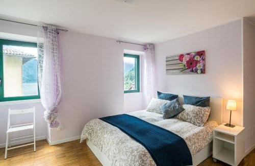 Nesso Apartment | GuestHost - Flat x4 in residence with swimming pool!