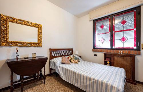 Avenza Apartment | GuestHost - Q HOME - Stylish Apartment