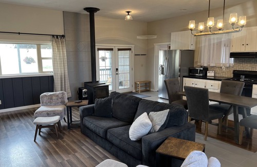 Three Forks Other | Guesthouse Farm Stay Near the Madison River!