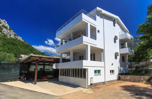 Zgrade House | Guesthouse Gulić