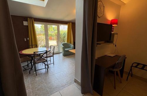 Laverune Bed & Breakfast | GuestHouse Le Patio34