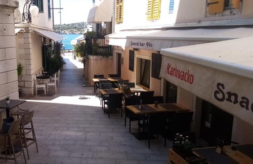 Grad House | Guesthouse Merla