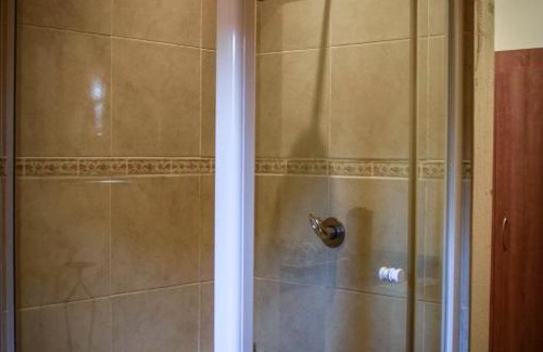 Hartbeespoort House | Guesthouse Serenity