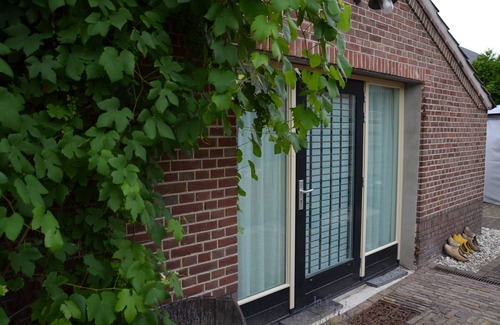 Volkel House | Guesthouse Volkel, luxury large apartment with garden and full pricacy