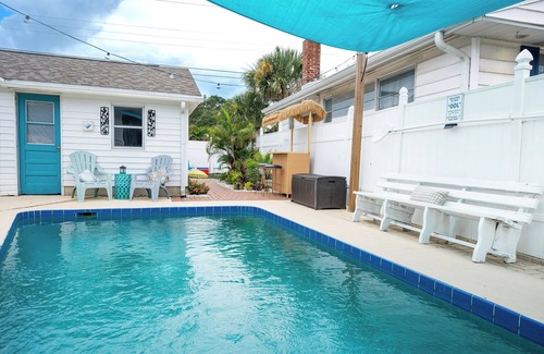 St. Petersburg - Clearwater House | Guesthouse with jacuzzi & pool access in St. Petersburg, Near Downtown & Beaches