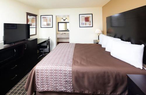 Redding Hotel | GuestPlace Inn & Suites