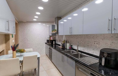 Machico House | GuestReady - A beautiful home in Machico