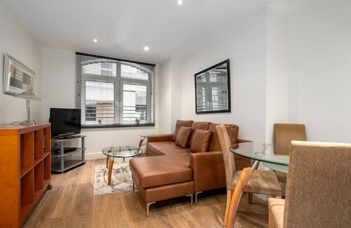 Portsoken Apartment | GuestReady - A prime stay in the heart of London