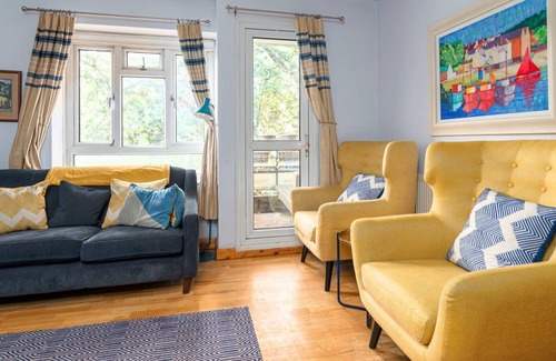 Highbury Apartment | GuestReady - Charming 1BR Highbury Flat with Balcony