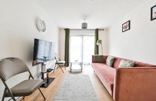 Whittington Apartment | GuestReady - Cosy home in Colindale