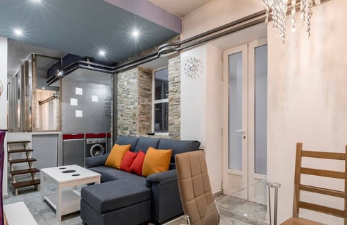 Jeronimos Apartment | GuestReady - Cosy stay near Parque del Retiro