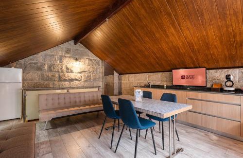 Sao Pedro da Afurada House | GuestReady - Fisherman's Shelter