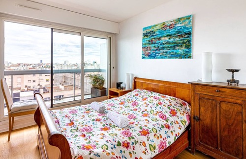 Parchamp–Albert Kahn Apartment | GuestReady - Serene Comfort with Eiffel Tower view