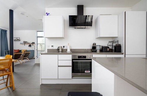 Mildmay Apartment | GuestReady - London Terrace Stay