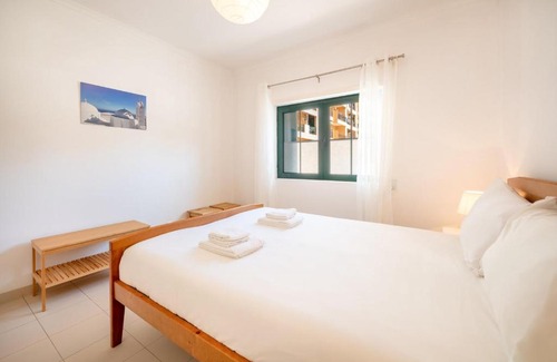 Carcavelos Apartment | GuestReady - Near Carcavelos Beach