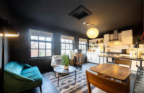 Northern Quarter Apartment | GuestReady - Rose and Monkey Hotel