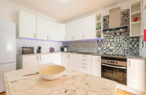 Charneca de Caparica e Sobreda House | GuestReady - Serene Escape Close to Aroeira Beach