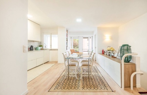 Lumiar Apartment | GuestReady - Stylish Telheiras Apartment