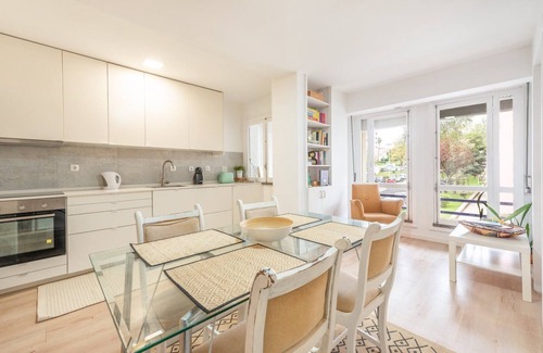 Lumiar Apartment | GuestReady - Stylish Telheiras Apartment